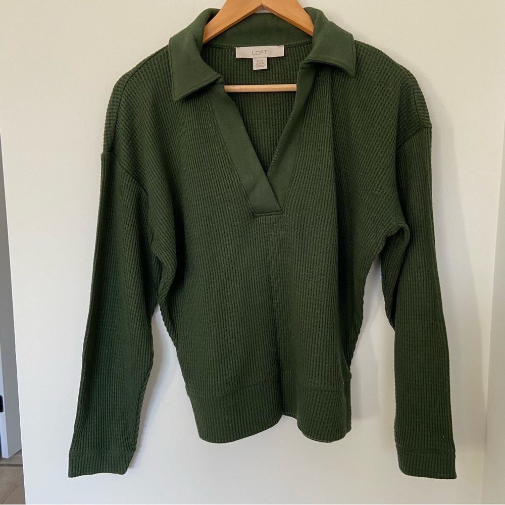 LOFT Women's Olive Ribbed Sweatshirt